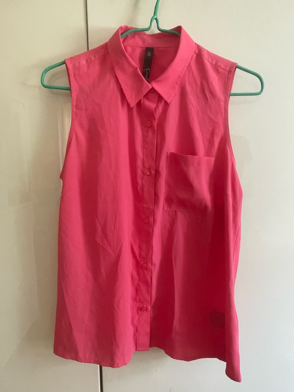 Jessica Simpson NWT M Sleeveless Button up Tank Blouse